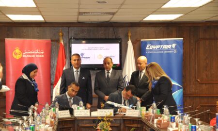توقيع بروتوكول تعاون بين مصر للطيران وبنك مصر في مجال التحصيل الإلكتروني 2