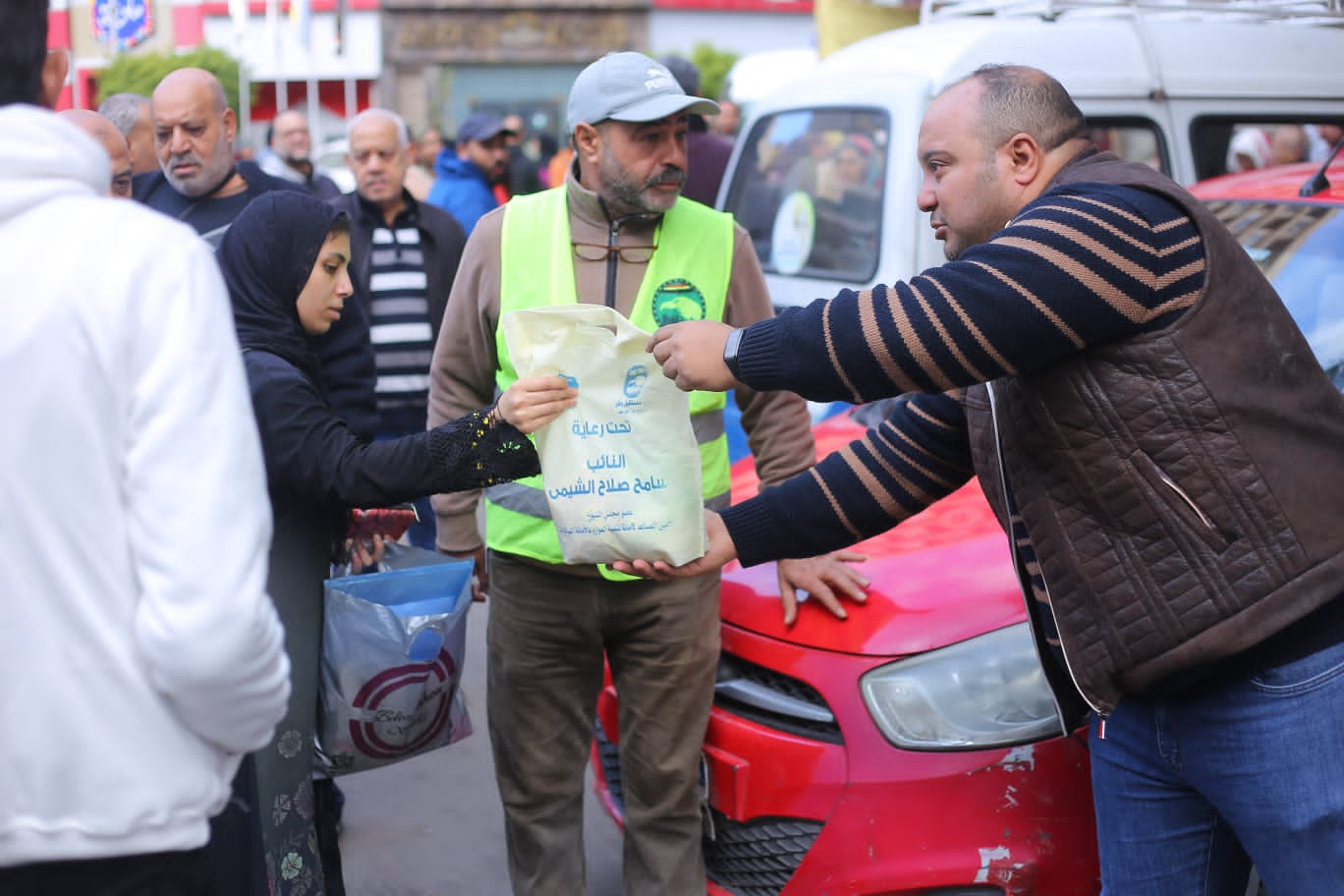 الشيمي : مستقبل وطن أطلق قافلة طبية مجانية ضمن المبادرات الرئاسية بالإسكندرية 4