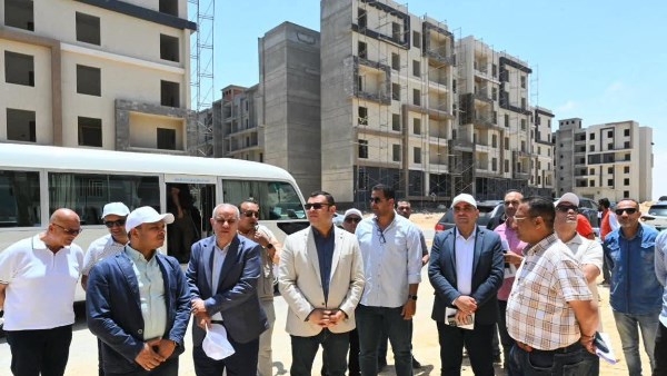 وزير الإسكان