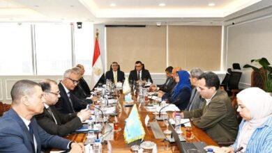 وزير الإسكان ومحافظ الجيزة