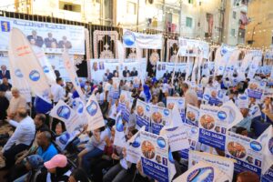 بالاعلام مسيرات حاشدة لدعم محمد حمزه مرشح القائمة الوطنية بالإسكندرية 