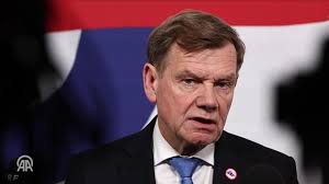 وزير الخارجية