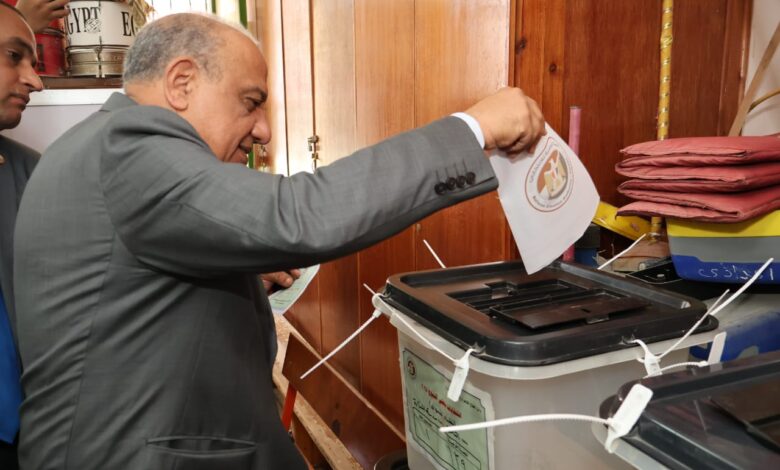 وزير الكهرباء