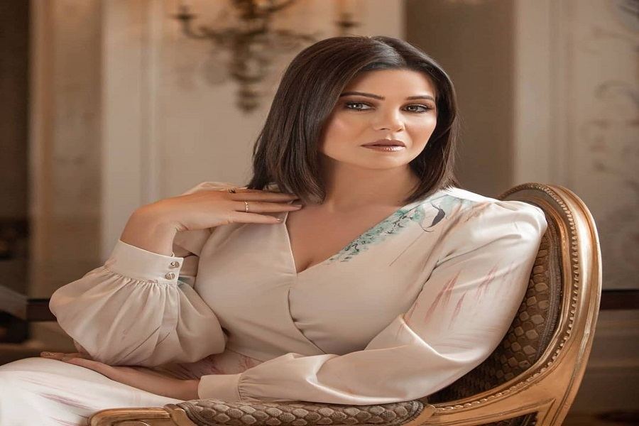يسرا اللوزي