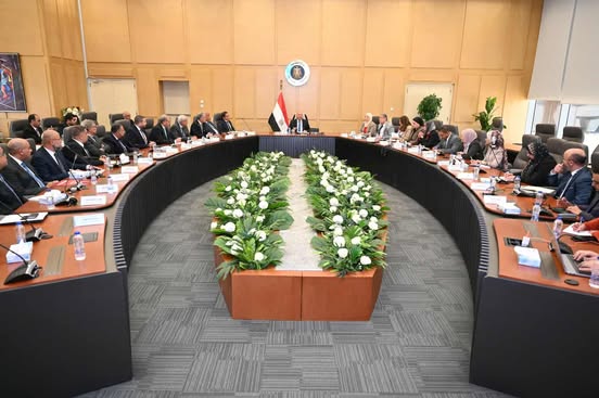 وزير الصناعة