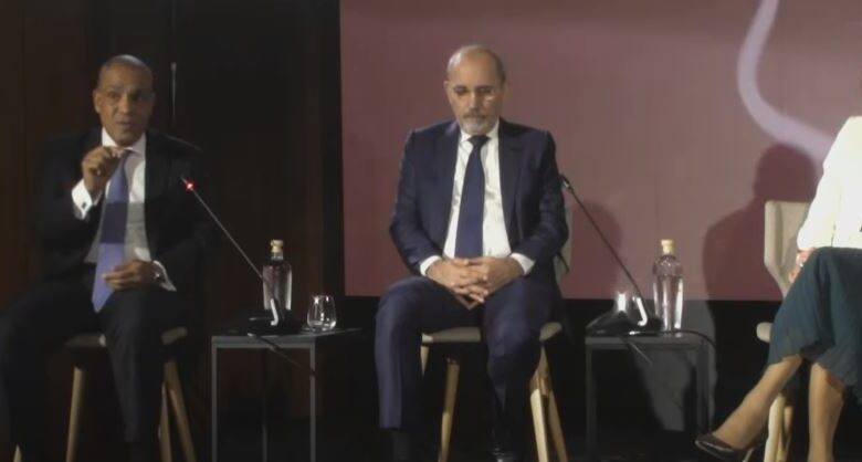 وزير الخارجية