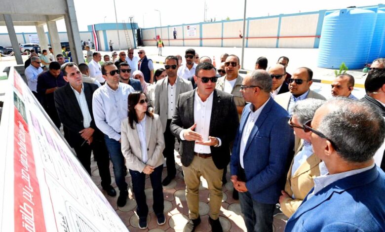 وزير الإسكان