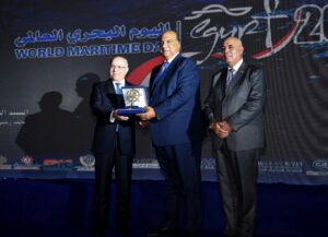 تكرم " مصيلحي" احتفالاً باليوم البحري العالمي 