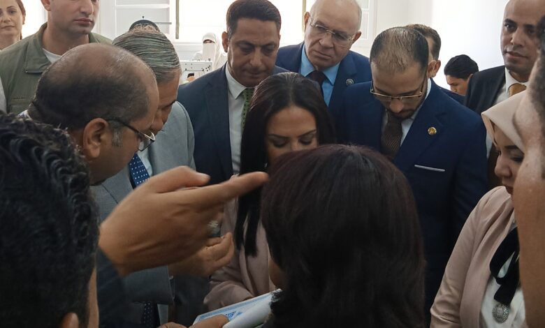 خالد ومايا يفتتحان مركز التأهيل الشامل ببرج العرب بالإسكندرية