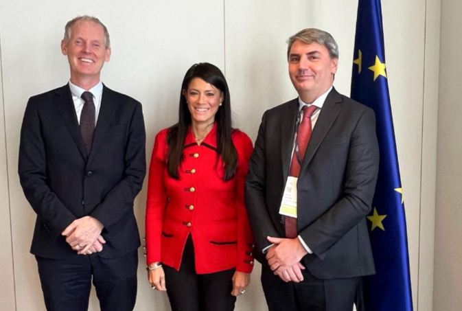 وزيرة التخطيط