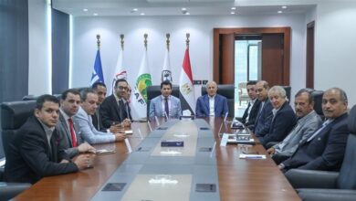 وزير الشباب والرياضة