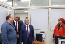 رئيس القابضة