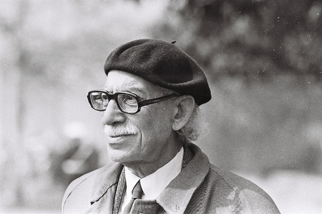 توفيق الحكيم