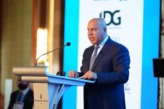 وزير الصناعة