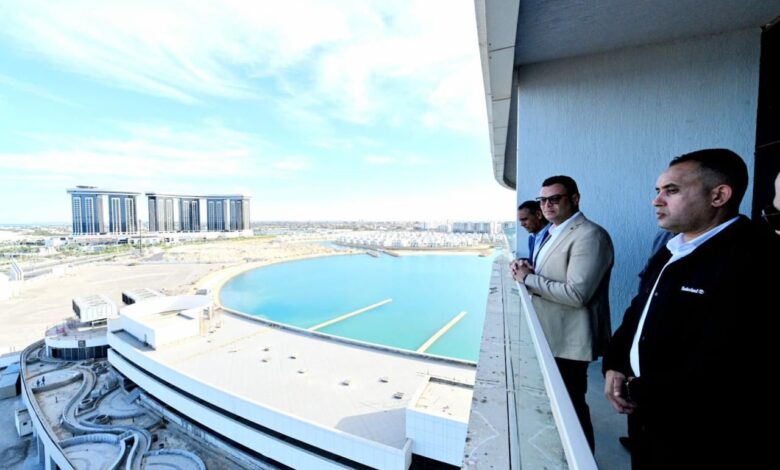 وزير الإسكان