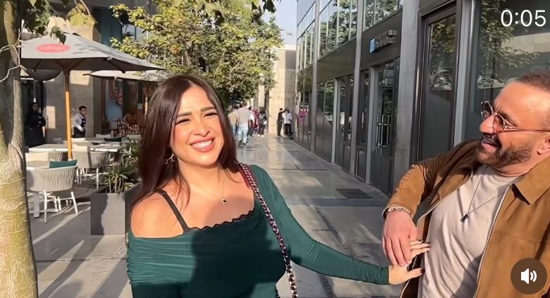 ياسمين عبد العزيز