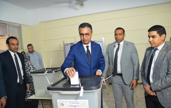 وزير التموين