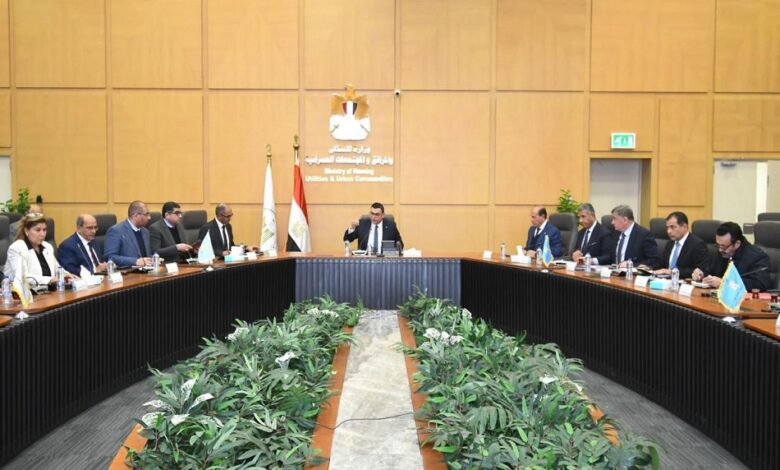 وزير الإسكان