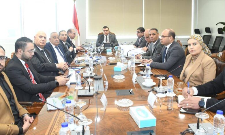 وزير الإسكان