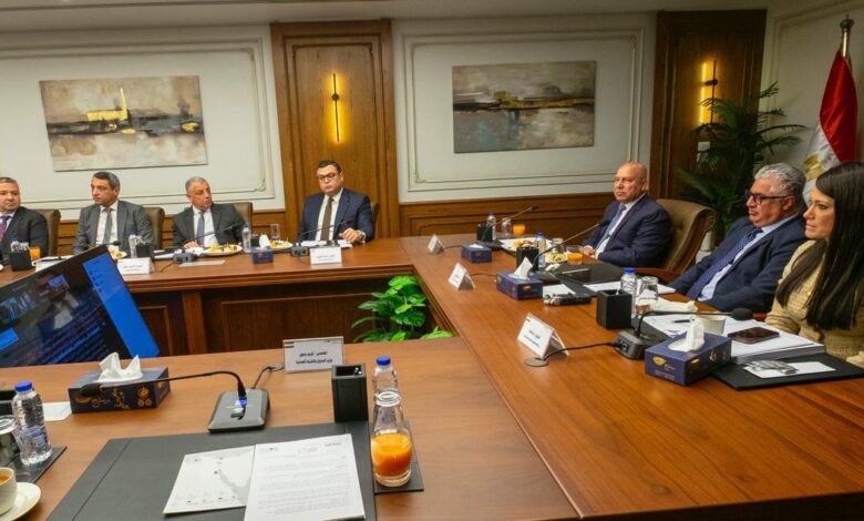 قناة السويس