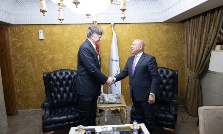 كامل الوزير