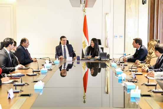 وزيرة التخطيط