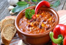 الفول بالسجق