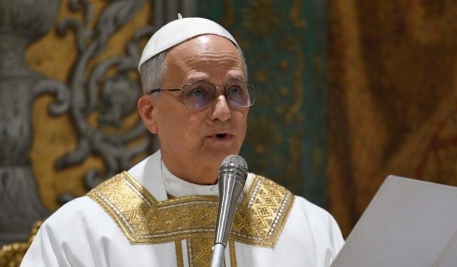 البابا لاوون الرابع عشر