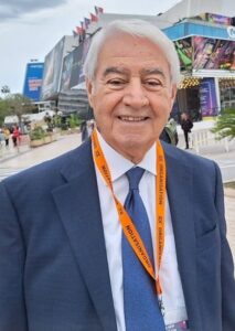 المنتدي السعودي للإعلام يكرم الفائزين بجائزة التميز بأنحاء العالم