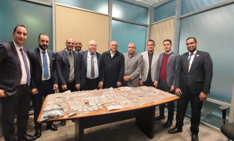 مطار القاهرة