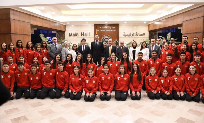 وزير الشباب والرياضة