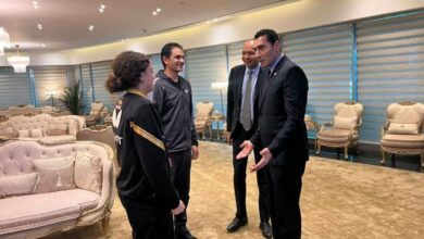 وزير الشباب والرياضة