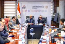 وزيرا التخطيط