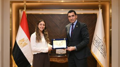 وزير الشباب والرياضة