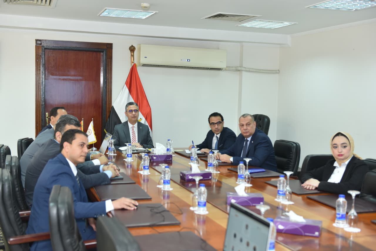 وزير التموين