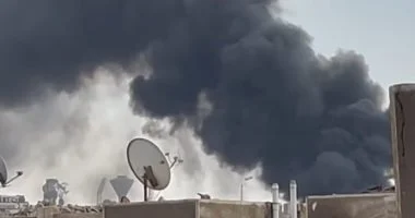 حريق مخزن خردة