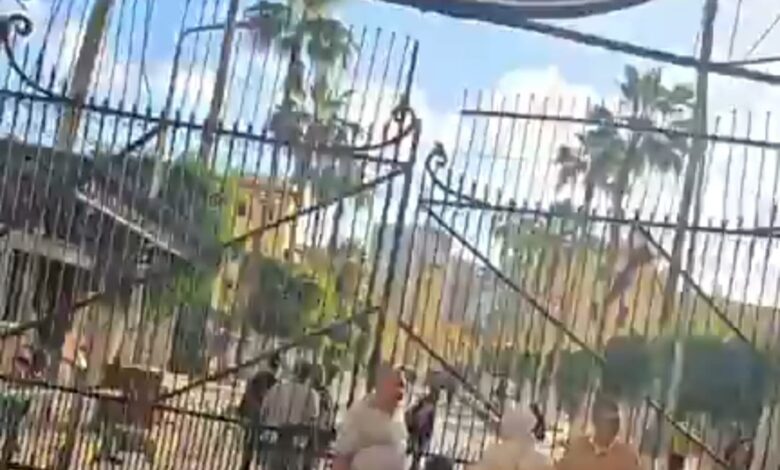 حالة توتر بكلية فيكتوريا بالإسكندرية عقب انهاء تعاقد المدرسين 