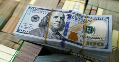 استقرار الدولار