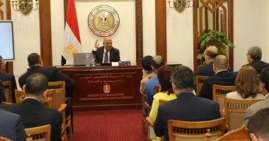 وزير الكهرباء