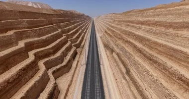 القطار الكهربائي