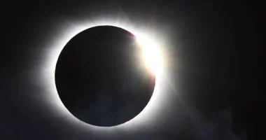 فرنسا