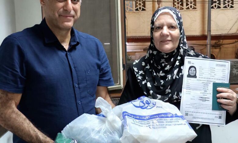 بمشاركة الأهالي: جبريل يسلم تأشيرات وملابس الإحرام للفائزين برحلات العمرة