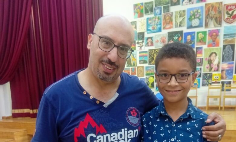 يوسف محمد عبد العزيز والمخرج فيصل الشناوي