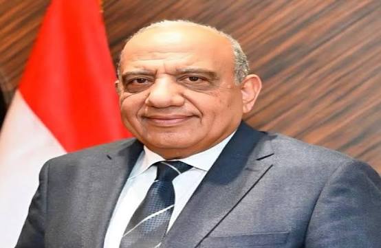 وزير الكهرباء