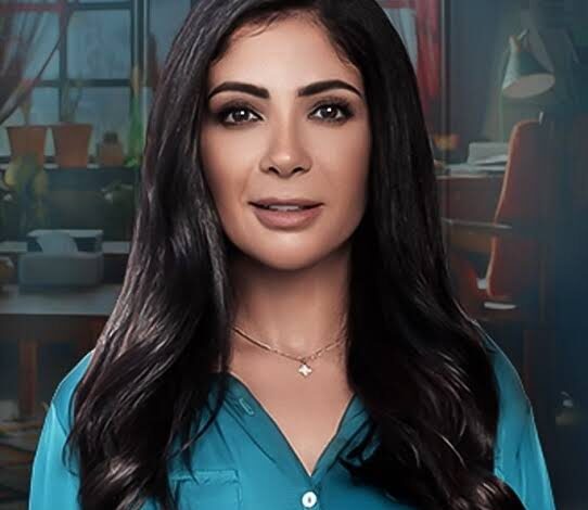 منى زكي