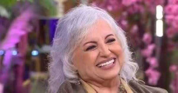 نيفين علوبة