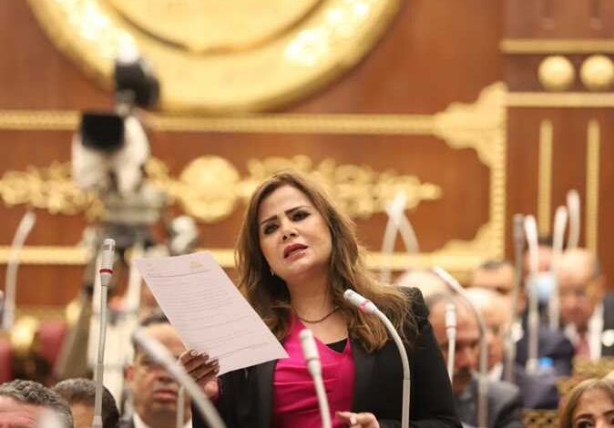 أمل رمزي: هيبة المسؤول لا تُقاس بعلو الصوت.. والمحاسبة ليست استعراضًا أمام الكاميرات