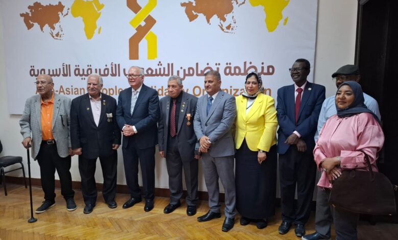 اتحاد الإعلاميين الأفريقي الآسيوي وأمريكا اللاتينية يحتفي بانتصارات أكتوبر ويكرم الدكتور أحمد يوسف 